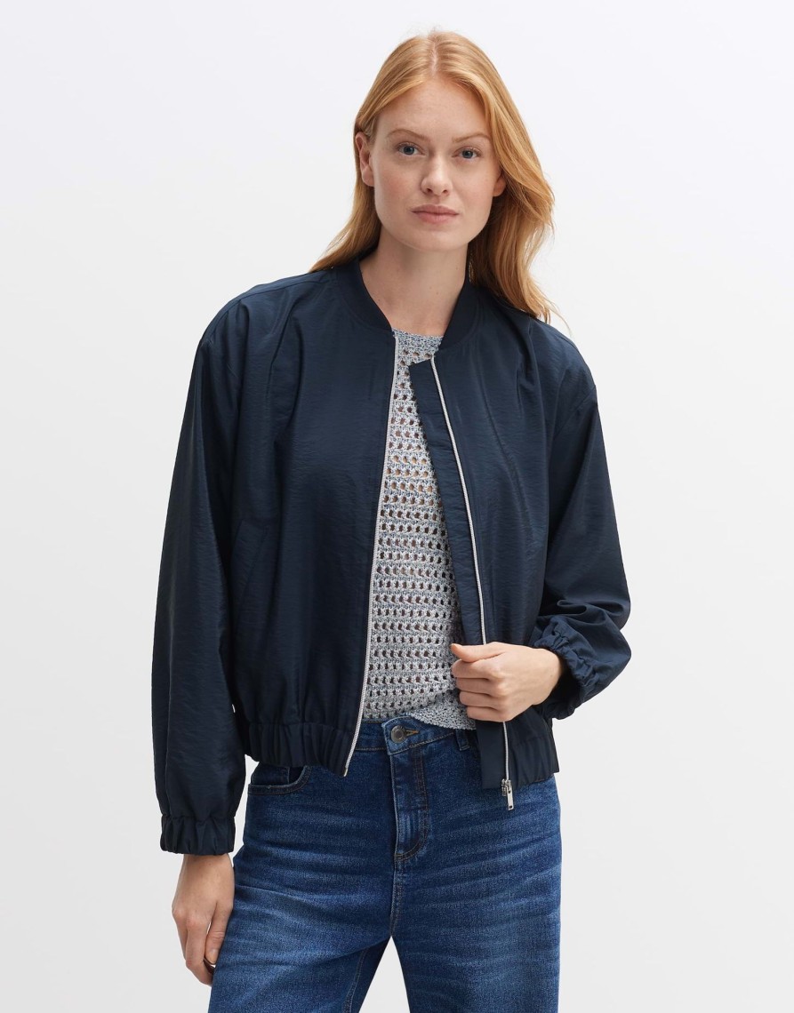 opus Jenco Shine Normale Blouson Met Een Lichte Glans | Blazer